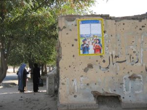 Carteles electorales en Kabul, en 2004. (Mónica G. Prieto)