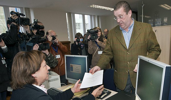 PELAYO ROCES PRESENTARÁ RENUNCIA COMO DIPUTADO DEL PP EN PARLAMENTO ASTURIANO