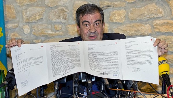 RUEDA DE PRENSA DE ÁLVAREZ CASCOS EN OVIEDO