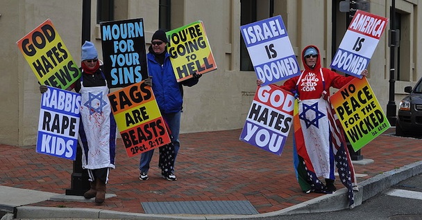 Manifestación de miembros de la Westboro Baptist Church (blog AG)
