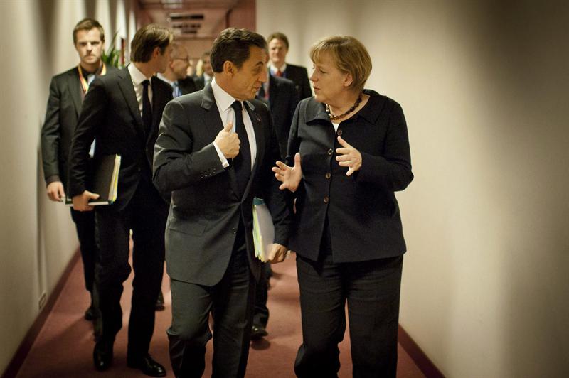 Sarkozy y Merkel (Cumbre europea)
