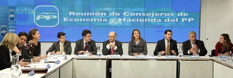 Montoro, con los consejeros de Economía del PP