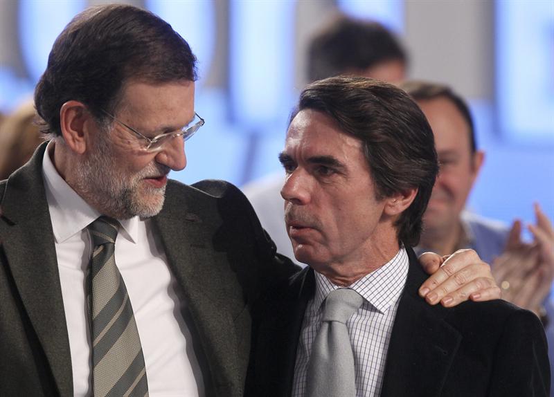 Rajoy y Aznar (17 Congreso del PP)