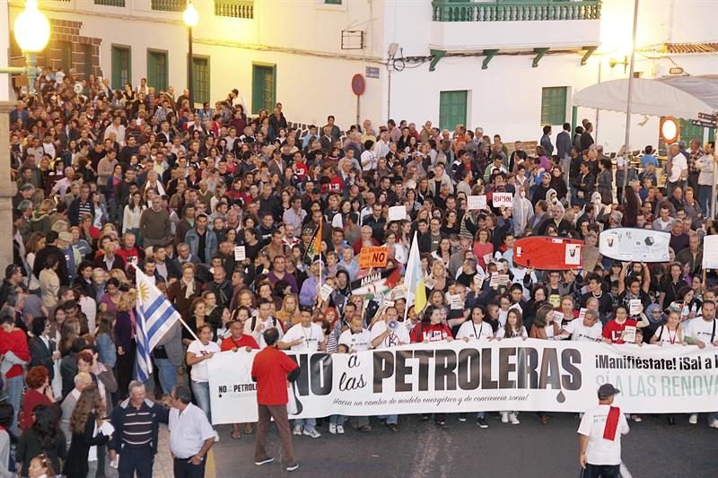 Lanzarote, contra las extracciones petrolíferas