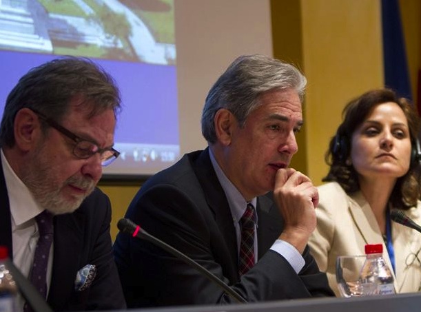 Fernández Galiano, Cebrián y Cristina Aby-Azar