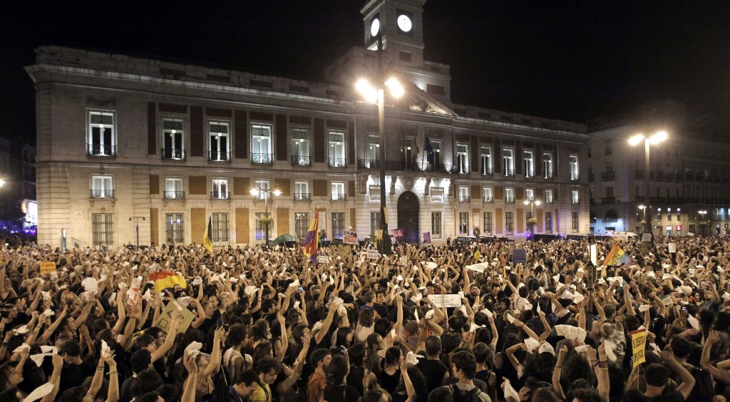 LOS INDIGNADOS DEL 15M ABARROTAN LA PUERTA DEL SOL DE MADRID EN EL PRIMER ANIVERSARIO DEL MOVIMIENTO