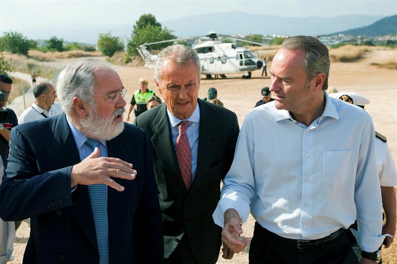 Arias Cañete, Morenes y Fabra (incendio Valencia)
