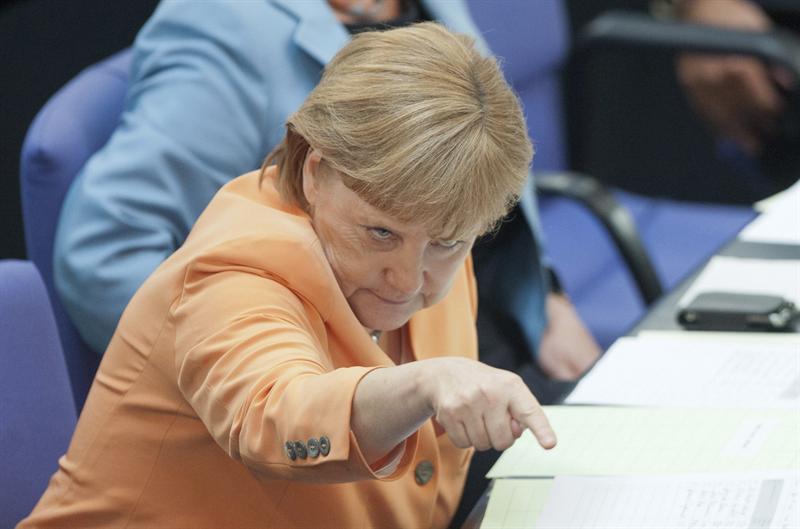 merkel parlamento