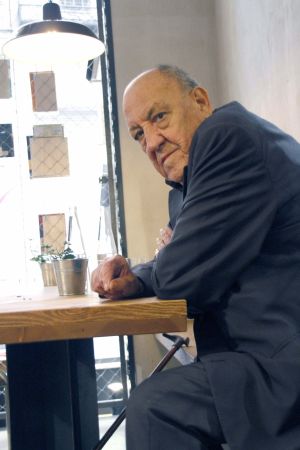Imagen del fallecido escritor aragonés Javier Tomeo, del que se publicarán dos obras póstumas en este 2014. / Efe