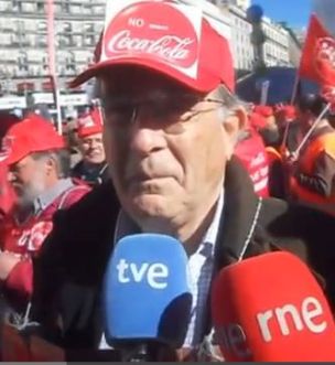Francisco Bermejo, portavoz de CCOO en el Comité de Empresa en Fuenlabrada, durante la concentración en la Puerta del Sol. / Captura de YouTube