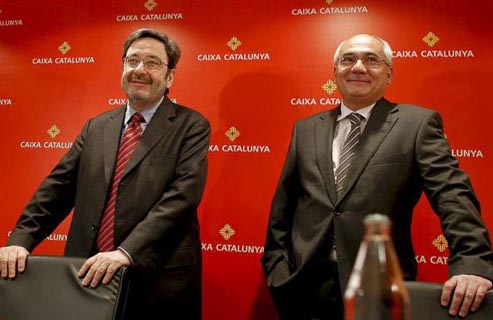 Narcis Serra y Adolf Todo, en una presentación de resultados de Caixa Catalunya. / Efe