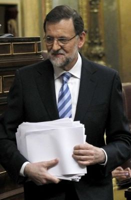 Mariano Rajoy, abandonando la tribuna del Congreso tras una de sus intervenciones en el debate del estado de la Nación. / Efe