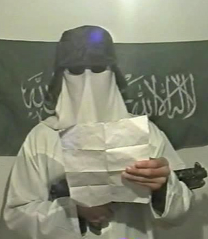 Uno de los yihadistas de Leganés en uno de los vídeos encontrados.