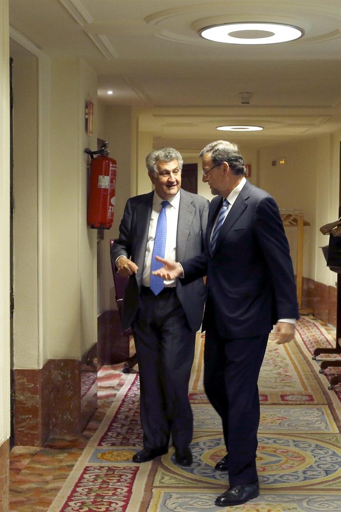 Rajoy_Posada-ley_adbdicación copia