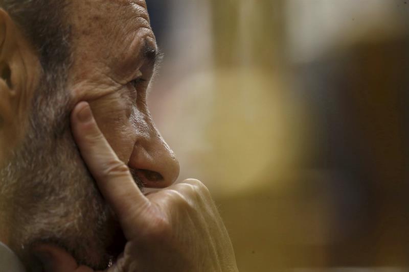 Rubalcaba_La_Roja_y_el_PSOE