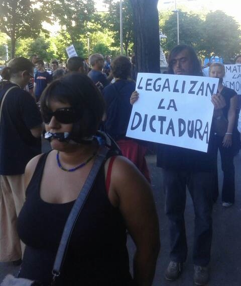 Legalizan_la_dictadura