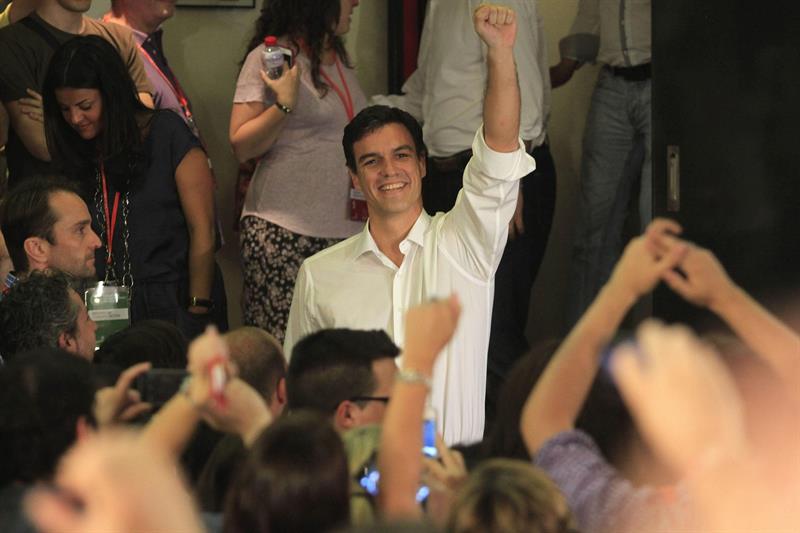 Pedro_Sánchez_sede_PSOE