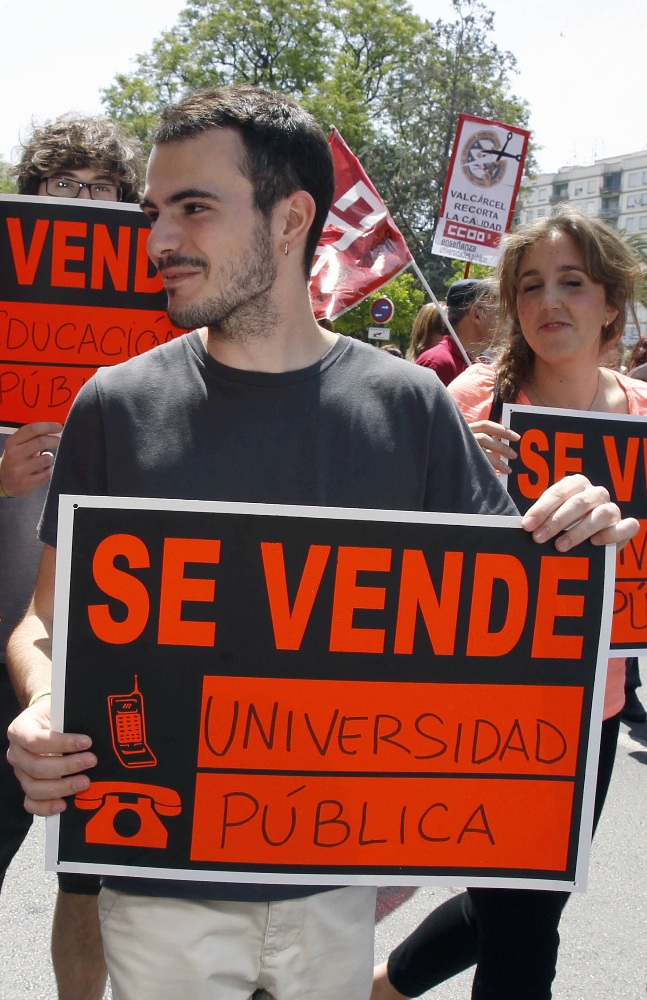 Universidad_Pública_protesta