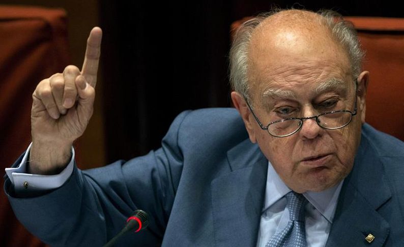 El expresidente Jordi Pujol, el viernes, durante su comparecencia ante el Parlamento de Cataluña. / Alejandro García (Efe)