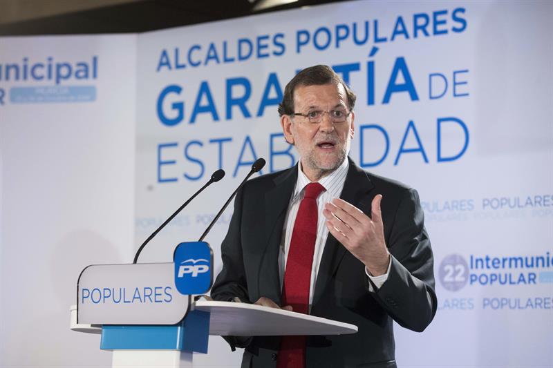 Mariano Rajoy, el pasado domingo, durante la celebración en Murcia de la Intermuinicipal del PP. / Marcial Guillén (Efe)
