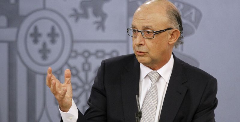 El ministro de Hacienda, Cristóbal Montoro, en una conferencia de prensa tras el Consejo de Ministros. / lamoncloa.gob.es