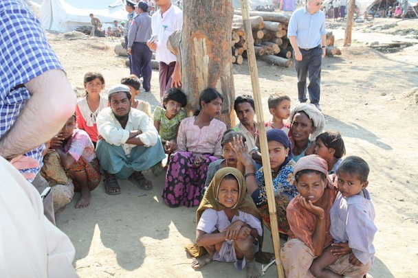 Desplazados de la comunidad rohingya