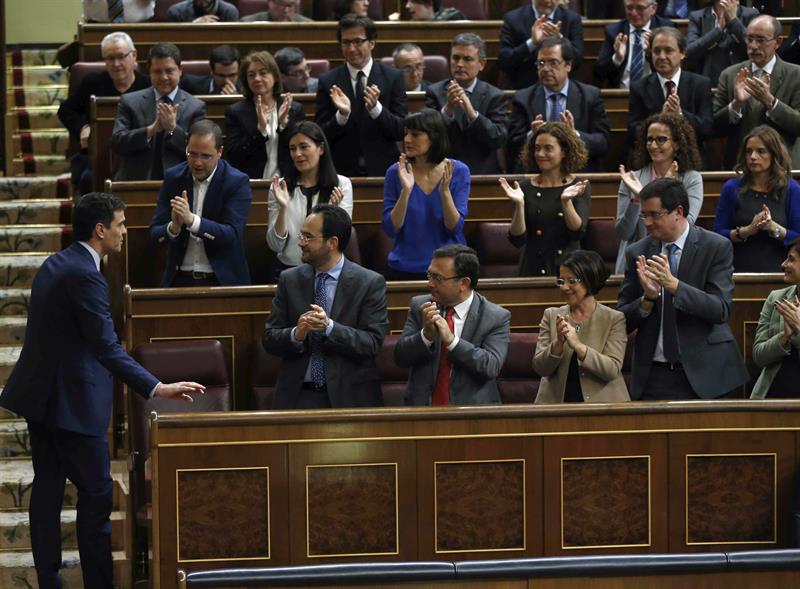 Pedro_Sanchez_aplausos