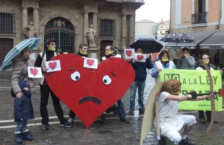 mordaza6