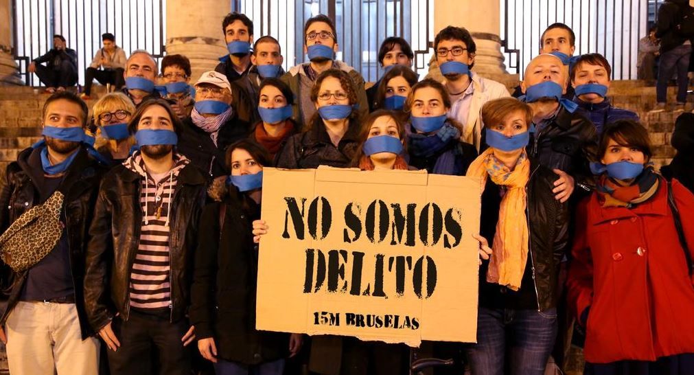 La protesta contra la 'ley mordaza' ha llegado también hasta las calles de Bruselas. / @15M Bruselas