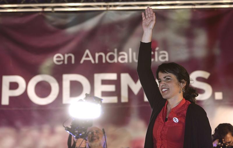 Teresa Rodríguez, candidata de Podemos a la presidencia de la Junta de Andalucía, en un mitin celebrado en Córdoba el pasado sábado. / Rafa Alcaide (Efe)