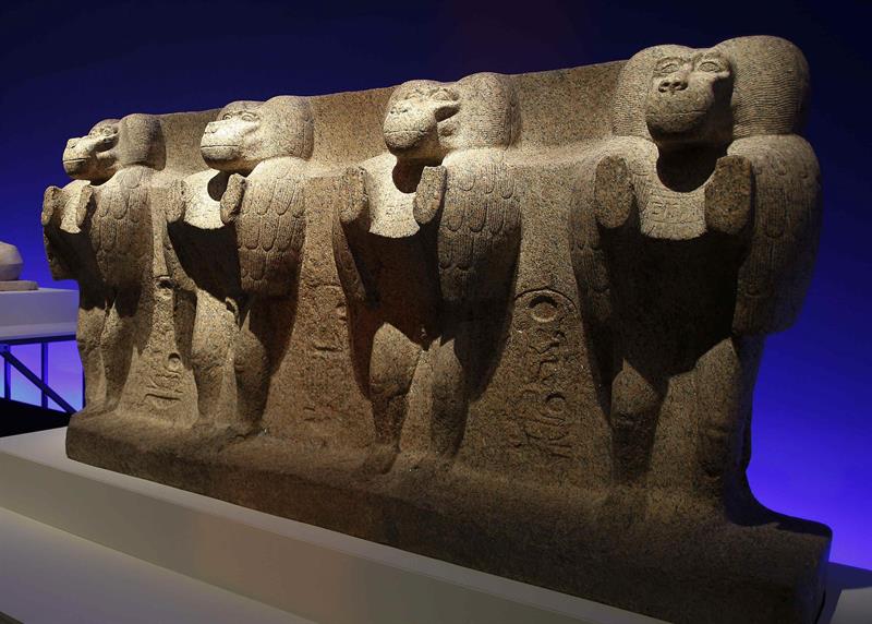 Babuinos_Expo_CaixaForum_Egipto