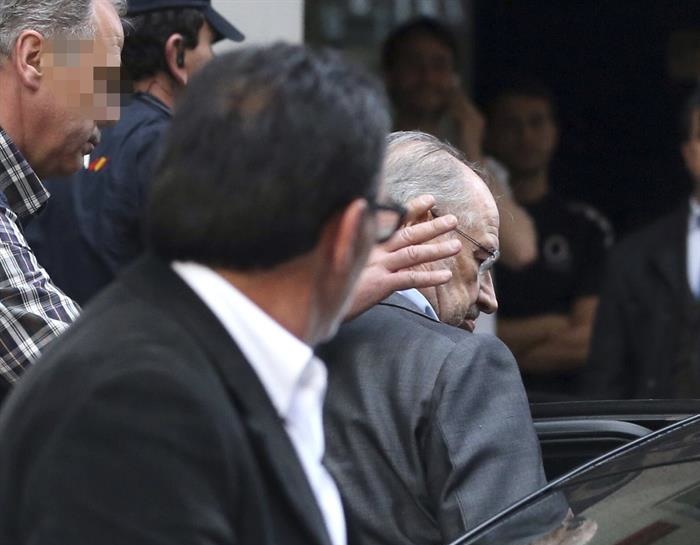 Rato_coche_policía