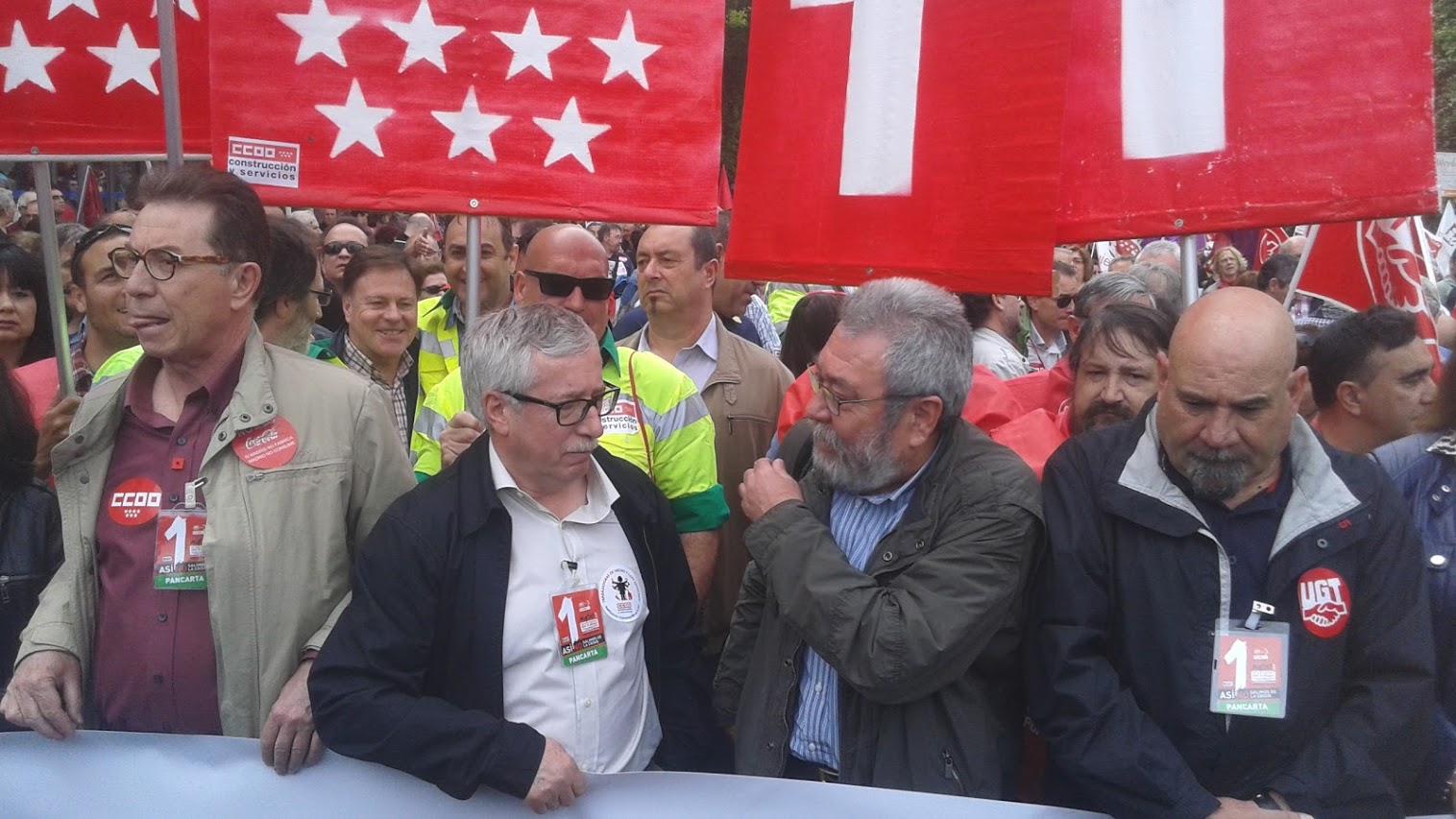Ignacio Fernández Toxo y Cándido Méndez, en la cabecera de la manifstación. / Fotos: Miguel Muñoz