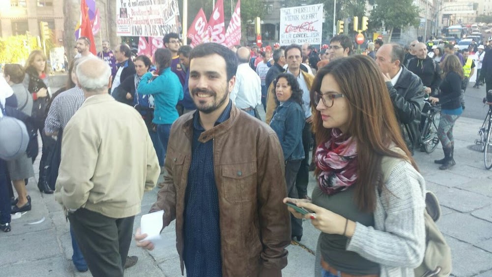 Garzón, en Cibeles apoyando las Marchas de la Dignidad. / @iunida