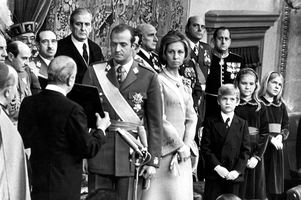 juan_carlos_coronación_cortes