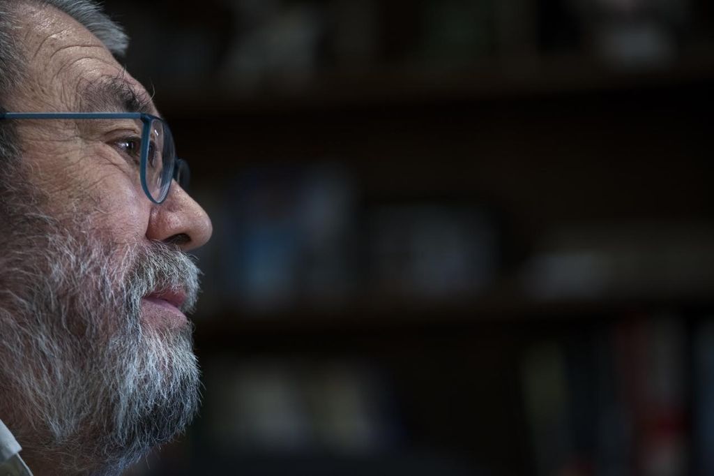 El secretario general de UGT, Cándido Méndez, en un momento de la entrevista. / Santi Donaire