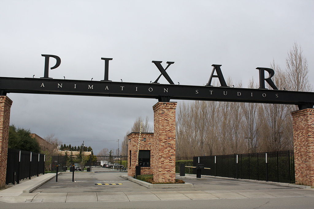 Entrada_estudios_Pixar