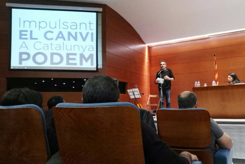 Raimundo Viejo, diputado del Congreso, en la presentación del manifiesto Impulsant el Canvi, A Cataluña Podem. / Impulsant el Canvi