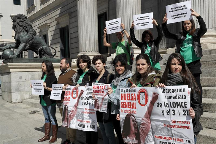 lomce_protesta_debate_congreso_efe