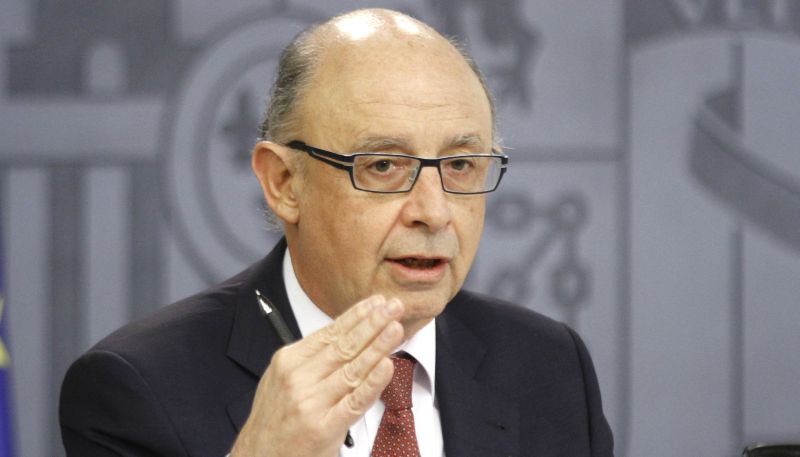 Cristóbal Montoro, ministro de Hacienda en funciones, el pasado viernes, durante la rueda de prensa posterior al Consejo de Ministros. / lamoncloa.gob