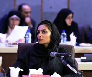 La modelo Elham Arab, durante su "confesión" televisada.