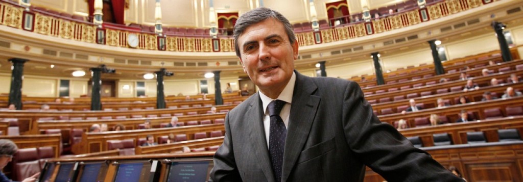 El socialista Pedro Saura en el Congreso de los Diputados en una imagen de archivo. / Efe