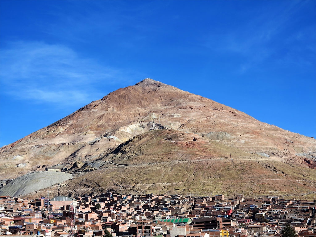 Cerro Rico, Potosí, la mayor mina de plata del mundo. / J.M.