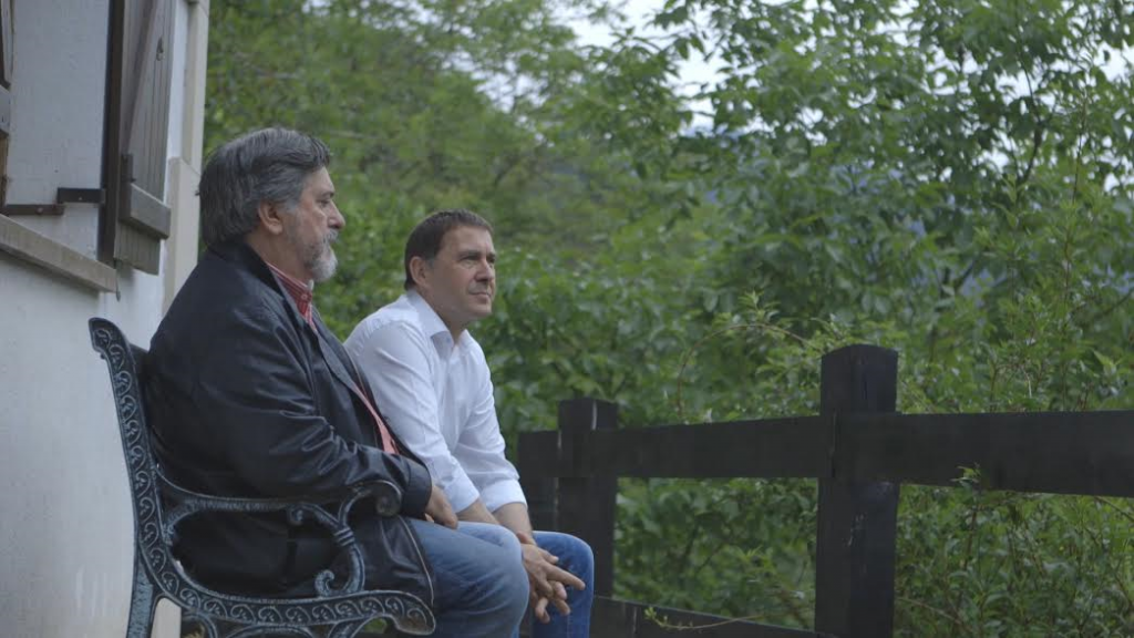 Jesús Eguiguren y Arnaldo Otegi en un momento del documental. / Quality Producciones