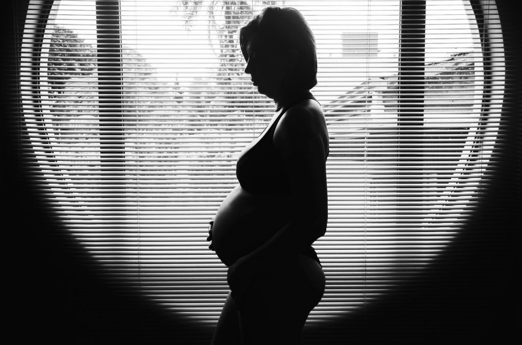 gestación subrogada. Imagen de una mujer embarazada