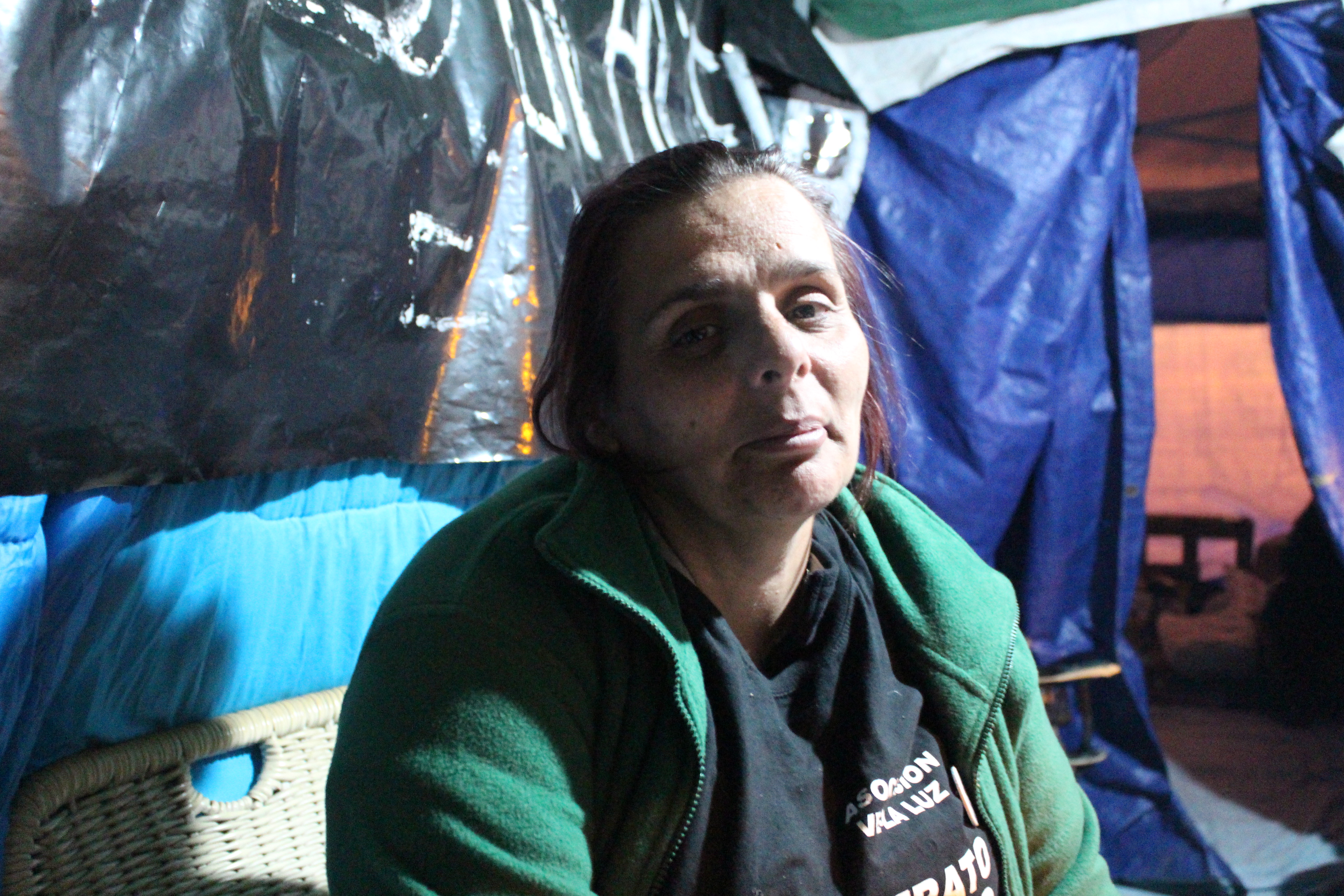 Gloria Vázquez, presidenta de la asociación Ve-la Luz y una de las mujeres en huelga en la mesa informativa situada en la Puerta del Sol