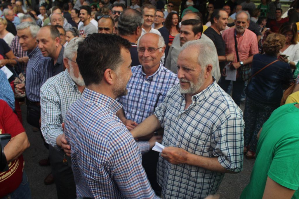 Anguita y Maíllo en la concentración de Frente Cívico en Córdoba.