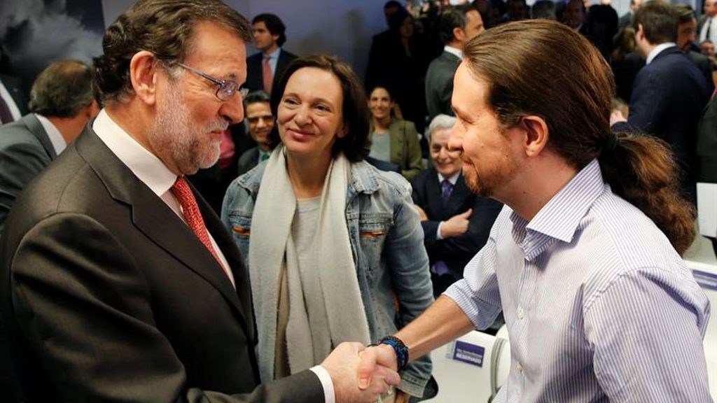 Rajoy saluda a Iglesias 