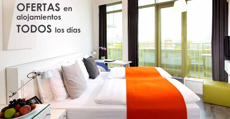 Imagen de una habitación de hotel promocionada en Renfe Viajes.