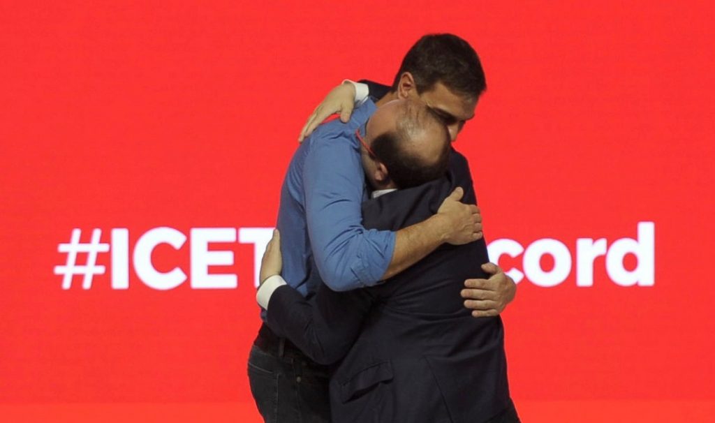 Pedro Sánchez Y Miquel Iceta